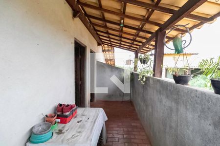 Casa à venda com 900m², 3 quartos e 7 vagasVaranda da suíte 