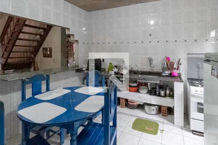 Casa à venda com 900m², 3 quartos e 7 vagasCozinha