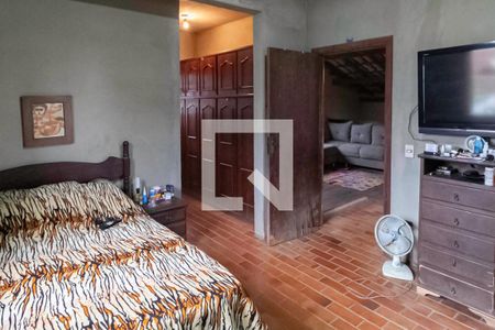 Casa à venda com 900m², 3 quartos e 7 vagasSuíte 