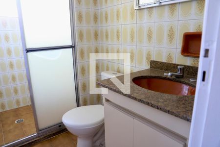 Casa à venda com 180m², 3 quartos e 3 vagasBanheiro Social