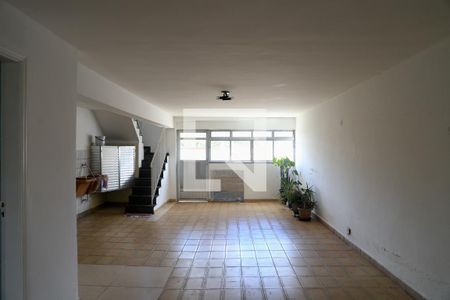Casa à venda com 180m², 3 quartos e 3 vagasGaragem