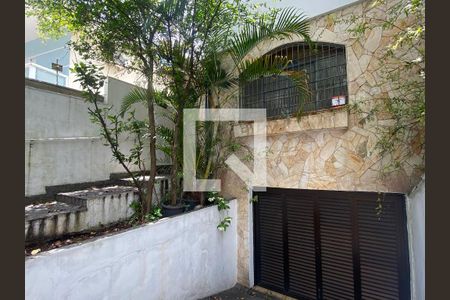 Casa à venda com 180m², 3 quartos e 3 vagasGaragem