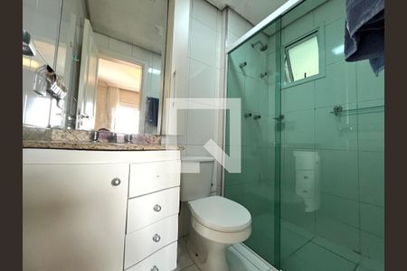 Apartamento à venda com 75m², 3 quartos e 2 vagas Apartamento à venda com 75m², 3 quartos e 2 vagasBanheiro da Suíte