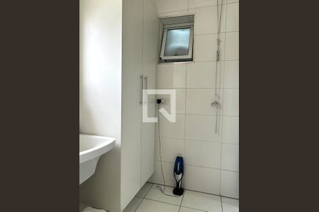 Apartamento à venda com 75m², 3 quartos e 2 vagas Apartamento à venda com 75m², 3 quartos e 2 vagasÁrea de Serviço