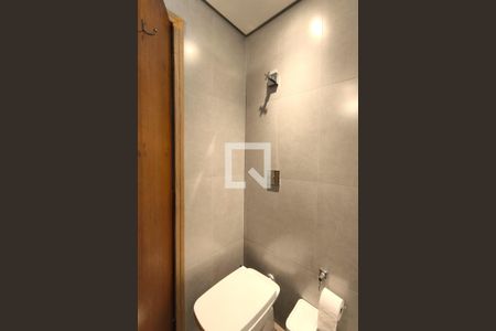 Apartamento à venda com 110m², 2 quartos e 1 vaga Apartamento à venda com 110m², 2 quartos e 1 vagaBanheiro do Quarto 1