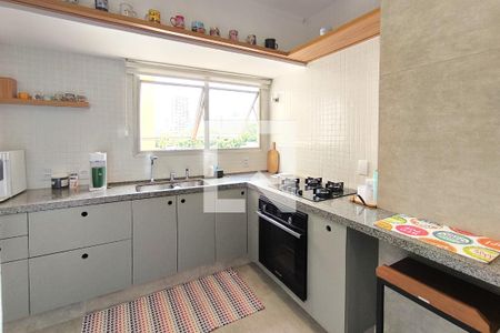 Apartamento à venda com 110m², 2 quartos e 1 vaga Apartamento à venda com 110m², 2 quartos e 1 vagaCozinha