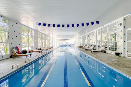Apartamento à venda com 178m², 3 quartos e 3 vagasÁrea comum - Piscina