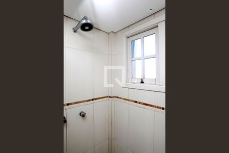 Apartamento à venda com 65m², 2 quartos e 2 vagasBanheiro Quarto 1 Suíte