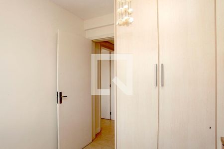 Apartamento à venda com 65m², 2 quartos e 2 vagasQuarto 2