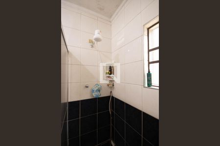 Casa à venda com 145m², 4 quartos e 2 vagasBanheiro