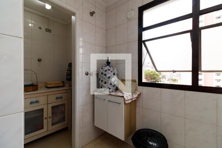 Apartamento à venda com 100m², 3 quartos e 2 vagas Apartamento à venda com 100m², 3 quartos e 2 vagasÁrea de Serviço
