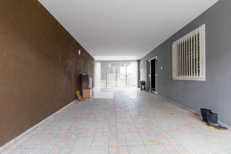 Casa à venda com 304m², 3 quartos e 3 vagasGaragem