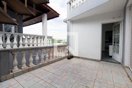 Casa à venda com 304m², 3 quartos e 3 vagasQuintal