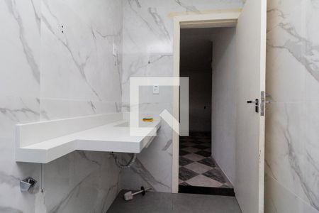 Casa à venda com 304m², 3 quartos e 3 vagasBanheiro 2