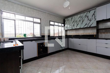 Casa à venda com 304m², 3 quartos e 3 vagasCozinha
