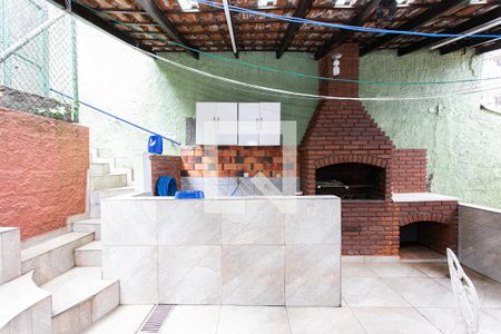 Casa à venda com 520m², 5 quartos e 4 vagas Casa à venda com 520m², 5 quartos e 4 vagasChurrasqueira