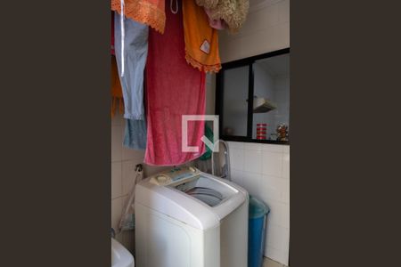 Apartamento à venda com 95m², 3 quartos e 1 vagaÁrea de Serviço