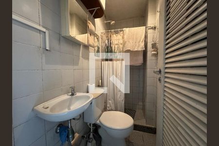 Apartamento à venda com 154m², 3 quartos e 2 vagasCozinha e Área de Serviço - Banheiro