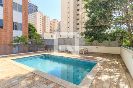 Apartamento à venda com 51m², 2 quartos e 1 vaga Apartamento à venda com 51m², 2 quartos e 1 vagaÁrea comum - Piscina