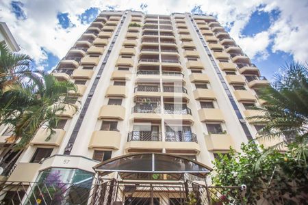 Apartamento à venda com 90m², 3 quartos e 1 vaga Apartamento à venda com 90m², 3 quartos e 1 vagaFachada