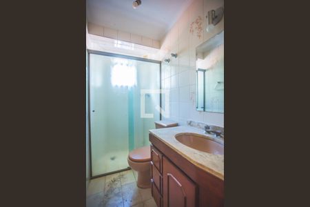 Apartamento à venda com 90m², 3 quartos e 1 vaga Apartamento à venda com 90m², 3 quartos e 1 vagaBanheiro 2