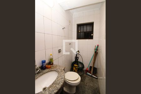 Casa para alugar com 210m², 3 quartos e 6 vagasBanheiro de serviço