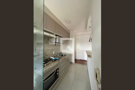 Apartamento à venda com 70m², 2 quartos e 2 vagasCozinha