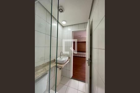 Apartamento à venda com 70m², 2 quartos e 2 vagasBanheiro