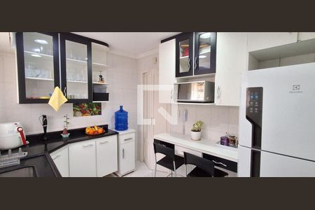 Apartamento à venda com 110m², 2 quartos e 1 vaga Apartamento à venda com 110m², 2 quartos e 1 vagaCozinha