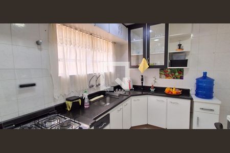 Apartamento à venda com 110m², 2 quartos e 1 vaga Apartamento à venda com 110m², 2 quartos e 1 vagaCozinha