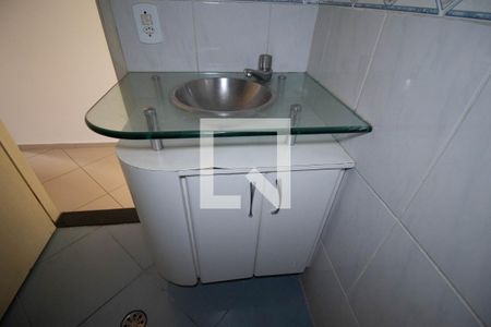 Apartamento à venda com 60m², 3 quartos e 1 vaga Apartamento à venda com 60m², 3 quartos e 1 vagaBanheiro