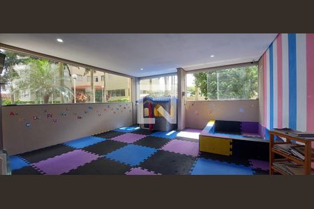 Apartamento à venda com 60m², 3 quartos e 1 vaga Apartamento à venda com 60m², 3 quartos e 1 vagaÁrea comum - Brinquedoteca