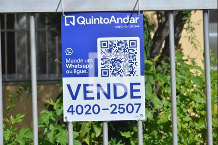 Casa à venda com 150m², 3 quartos e 5 vagasPlaquinha