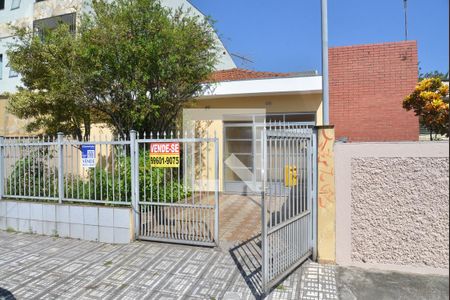 Casa à venda com 150m², 3 quartos e 5 vagasFachada