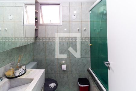 Apartamento à venda com 144m², 4 quartos e 1 vaga Apartamento à venda com 144m², 4 quartos e 1 vagaBanheiro 2