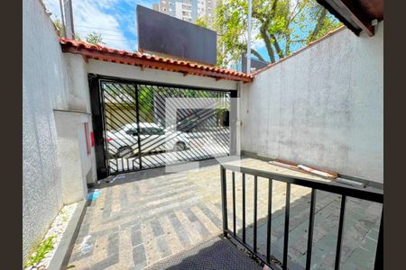 Casa à venda com 207m², 6 quartos e 1 vaga Casa à venda com 207m², 6 quartos e 1 vagaFoto 01