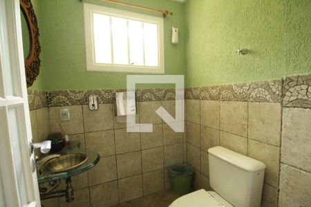 Casa de condomínio à venda com 477m², 5 quartos e 2 vagasLavabo