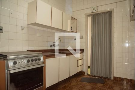 Apartamento à venda com 83m², 2 quartos e sem vagaCozinha