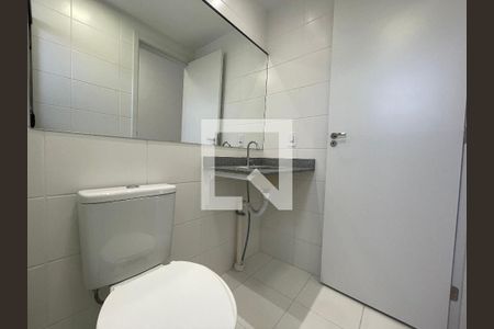 Apartamento à venda com 44m², 2 quartos e 1 vaga Apartamento à venda com 44m², 2 quartos e 1 vagaBanheiro
