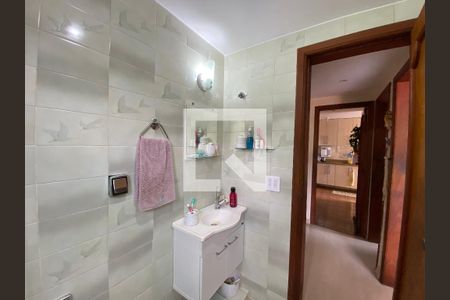 Apartamento à venda com 88m², 3 quartos e 1 vaga Apartamento à venda com 88m², 3 quartos e 1 vagaBanheiro