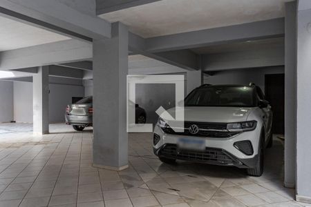 Apartamento à venda com 135m², 2 quartos e 2 vagas Apartamento à venda com 135m², 2 quartos e 2 vagasGaragem