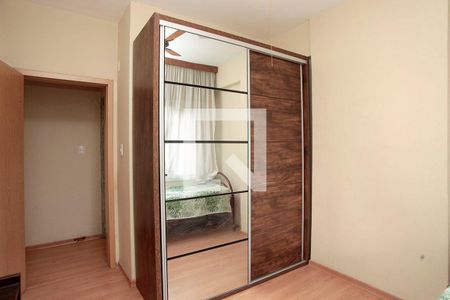 Apartamento à venda com 133m², 4 quartos e 1 vagaQuarto 2