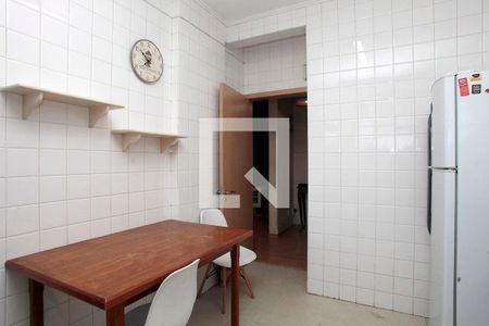 Apartamento à venda com 133m², 4 quartos e 1 vagaCozinha