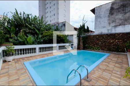 Casa à venda com 400m², 3 quartos e 6 vagasPiscina