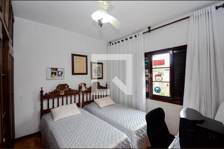 Casa à venda com 400m², 3 quartos e 6 vagasQuarto 2