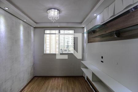 Sala de apartamento para alugar com 2 quartos, 48m² em Loteamento Mogilar, Mogi das Cruzes