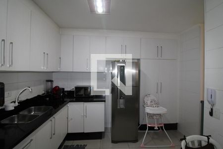 Apartamento à venda com 118m², 3 quartos e 2 vagasCozinha