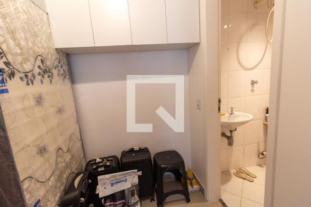 Apartamento à venda com 145m², 3 quartos e 2 vagas Apartamento à venda com 145m², 3 quartos e 2 vagasQuarto de Serviço
