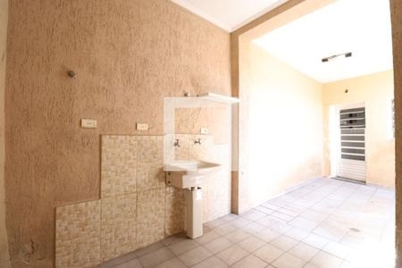 Casa à venda com 100m², 2 quartos e 1 vagaÁrea de Serviço