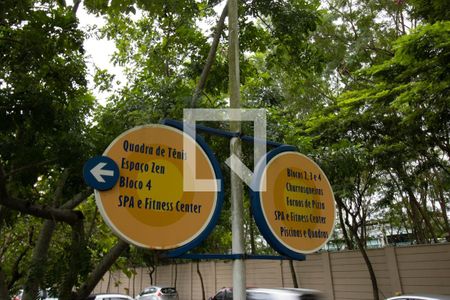 Casa de condomínio à venda com 196m², 2 quartos e 1 vaga Casa de condomínio à venda com 196m², 2 quartos e 1 vagaÁrea externa